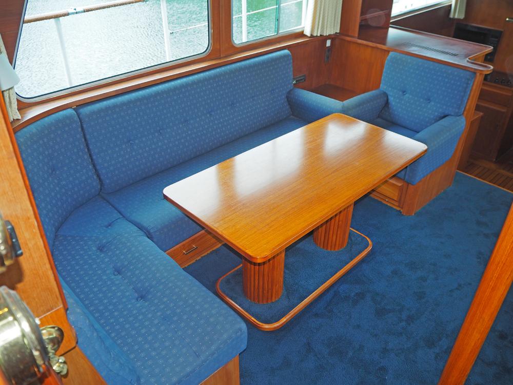 Salon, Innenausstattung